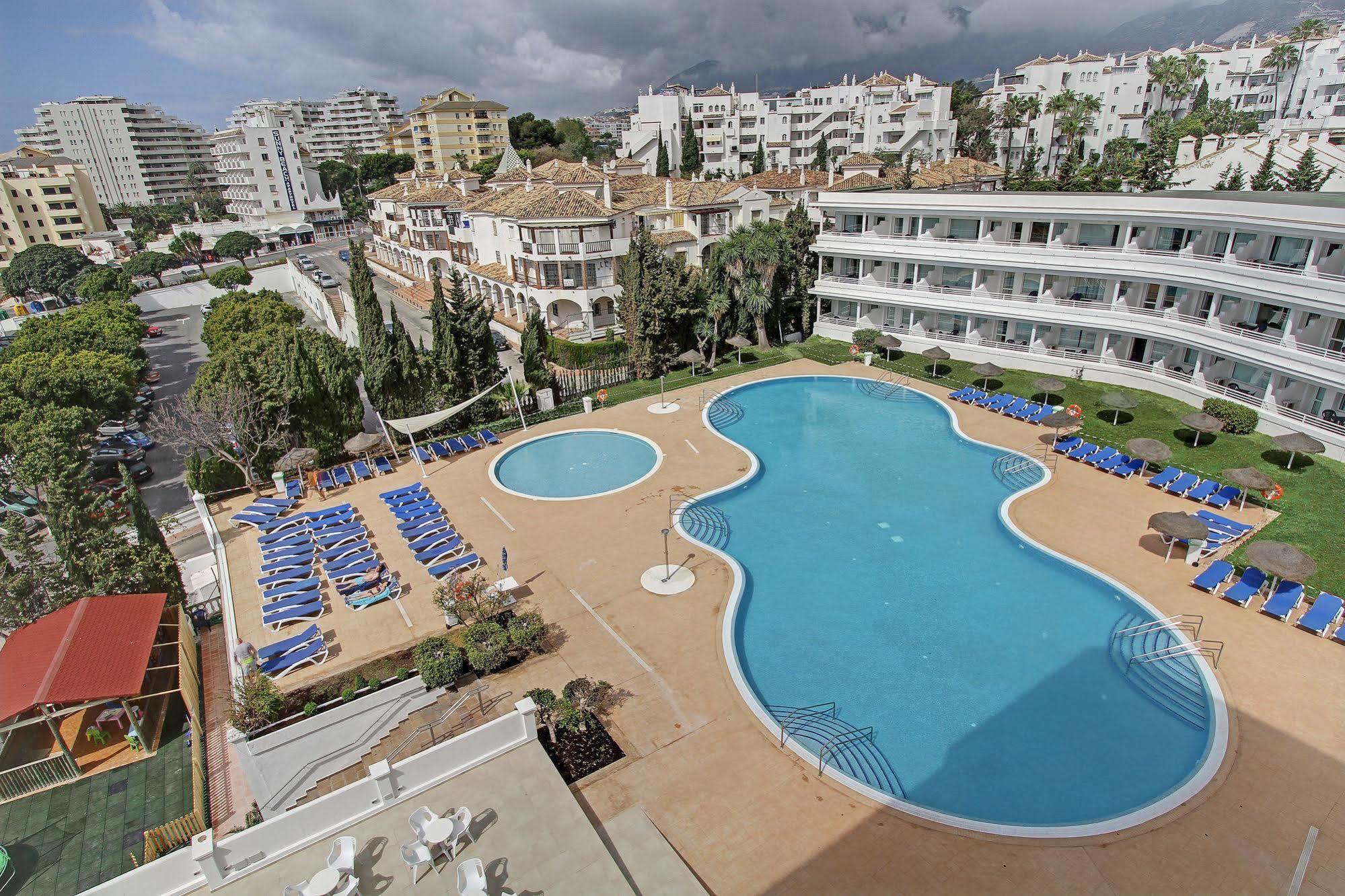 Hotel Palia La Roca Benalmádena Exterior foto