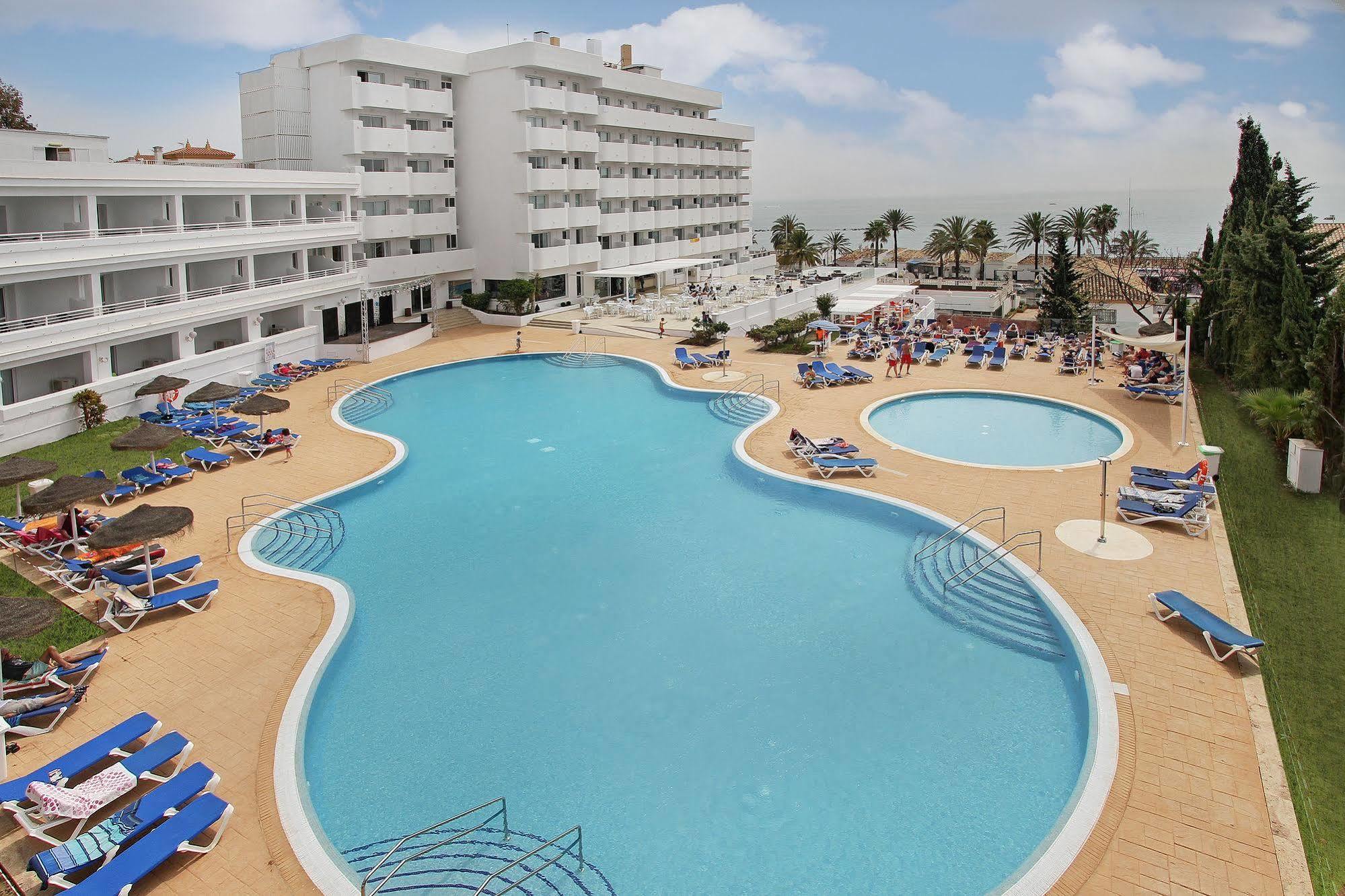 Hotel Palia La Roca Benalmádena Exterior foto